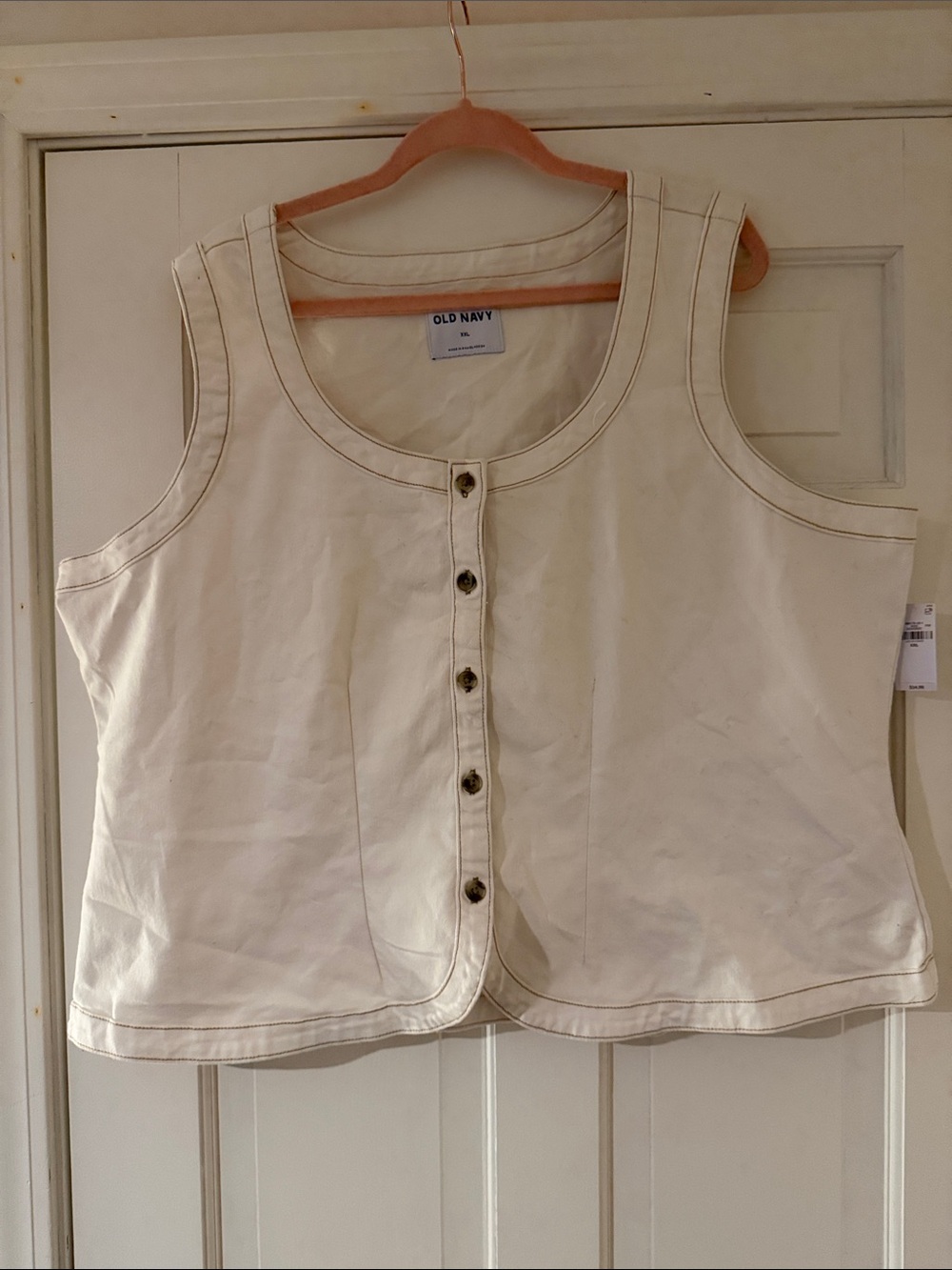 Old Navy Cream Button-Front Sleeveless Vest